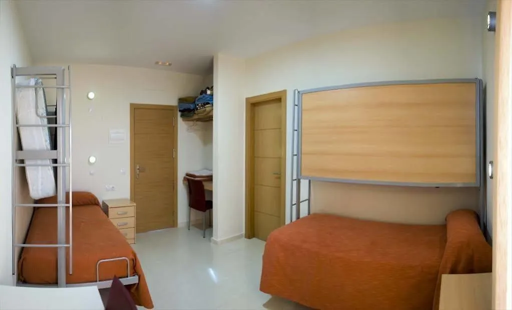 Hostel Albergue Inturjoven Marbella
